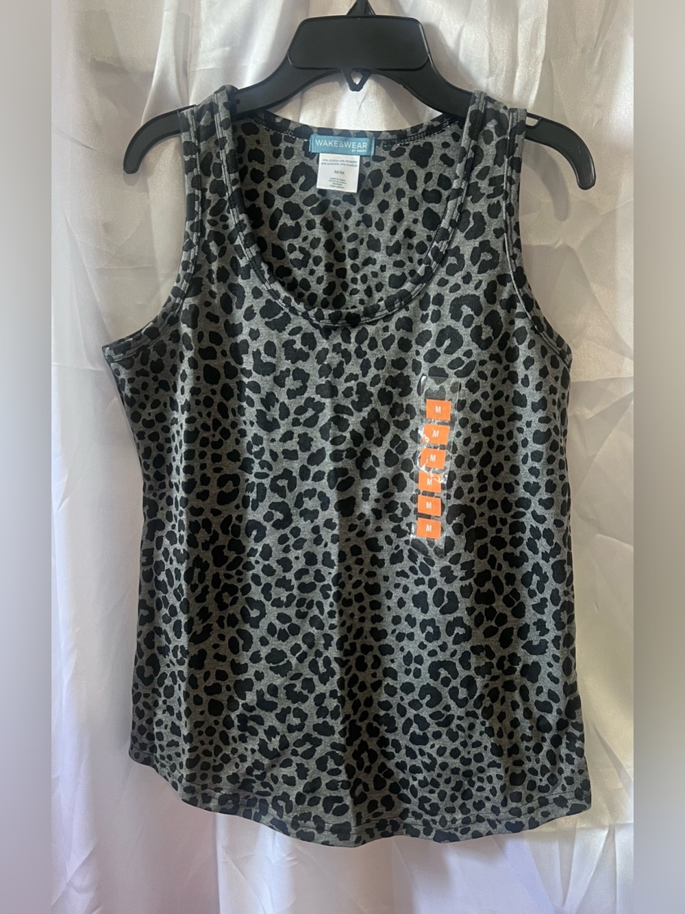 Wake&Wear Women’s Gray and Black Leopard Print Tank Top